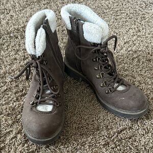 Maurices Dark Brown Winter Boots with Cream Lining